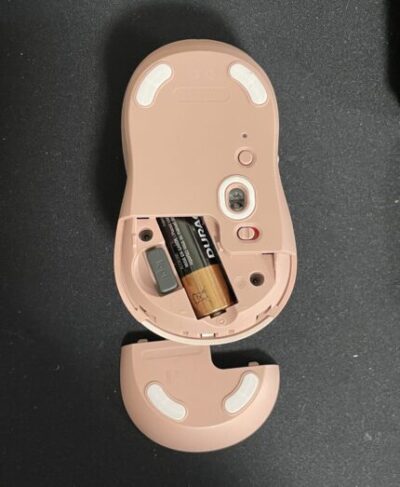 M650-SIGNATURE-Back of mouse (remove cover)